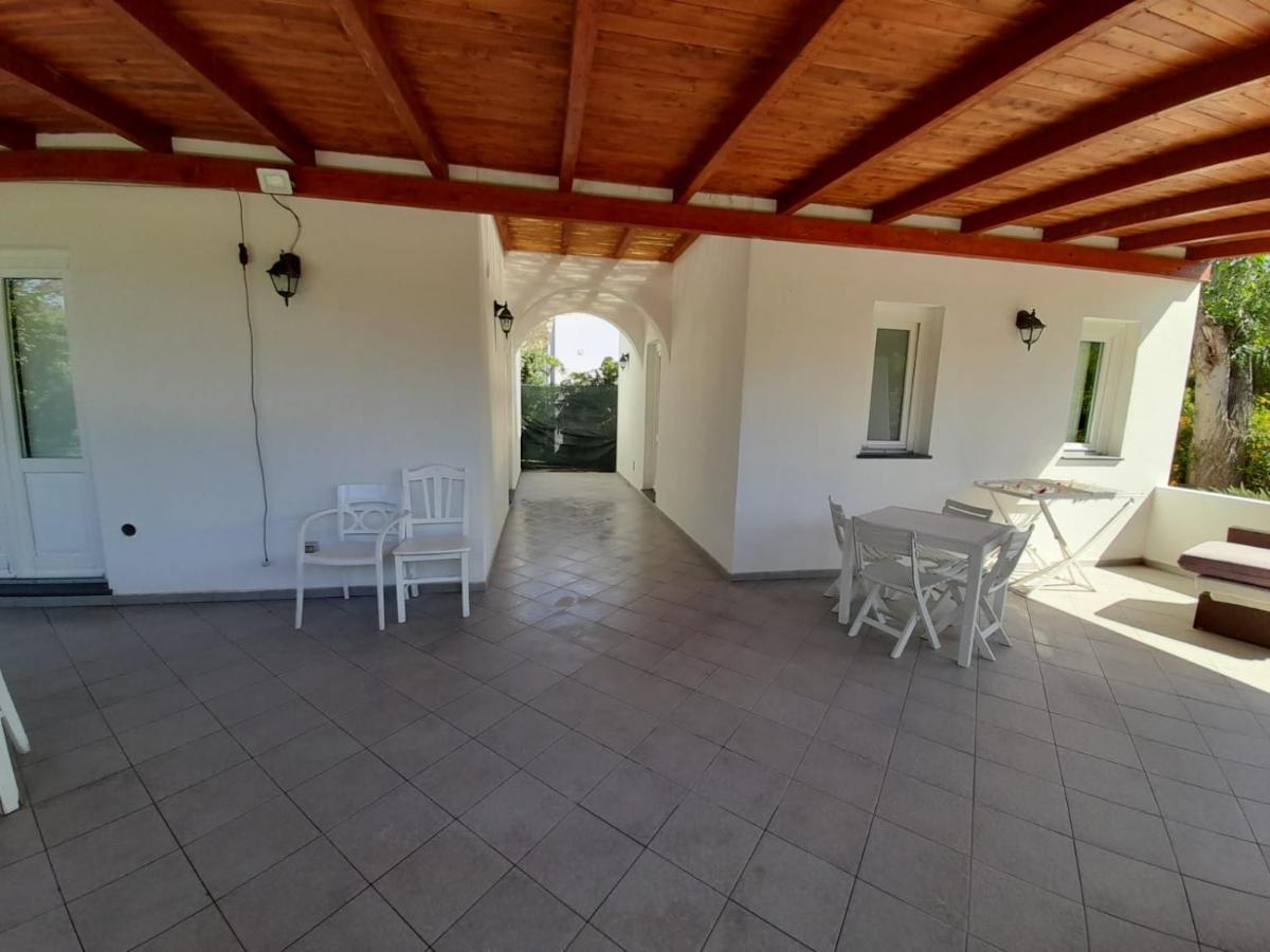 Residence I Pagghiari Bungalow Вулкано Екстериор снимка