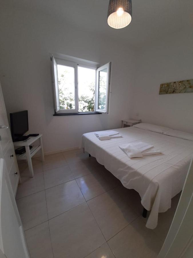Residence I Pagghiari Bungalow Вулкано Екстериор снимка