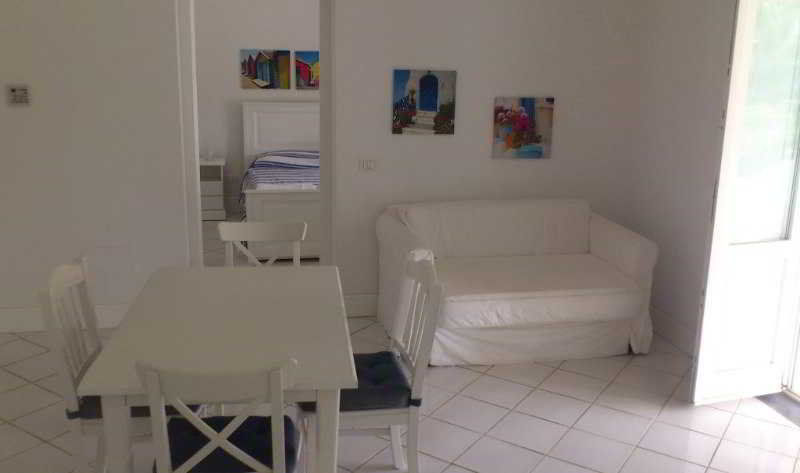 Residence I Pagghiari Bungalow Вулкано Екстериор снимка